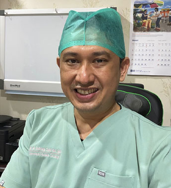 Dr. dr. H. M. Andriady Saidi Nst, SpU, SH, MH, M.Biomed, MKM