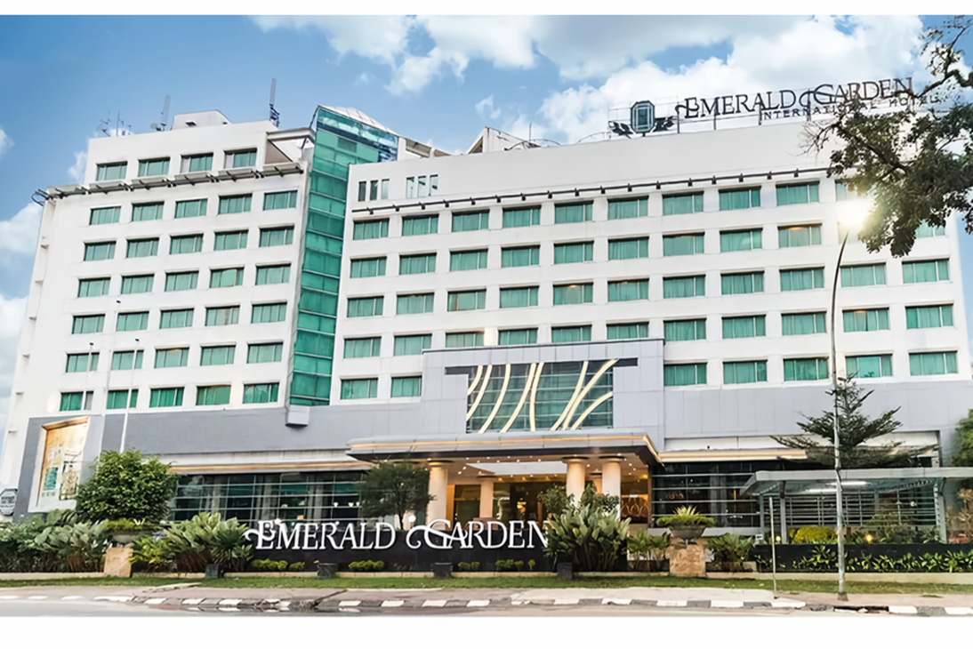 Hotel Emerald Garden